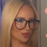 28.larisarx Meztelen