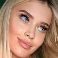 a_ananda Meztelen