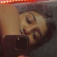 Abigail Sam Meztelen