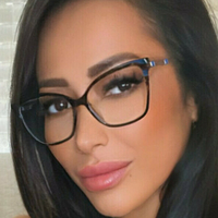 Adriana Meran Meztelen