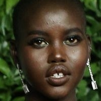 Adut Akech Meztelen