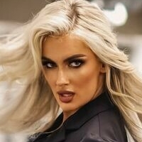 AEW Mariah May Meztelen