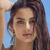 Aishwarya Bachchan Meztelen