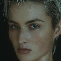 Aleandrafrek Meztelen