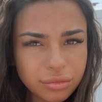 Alexa F Meztelen