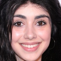 Alexa Mansour Meztelen