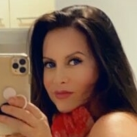 Alexandria Meztelen