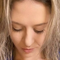 Aline Bragança Meztelen