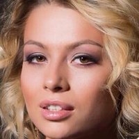 Alisa Moor Meztelen