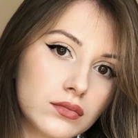 Alita Belle Meztelen