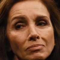 Ana Belén Meztelen