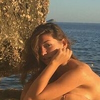 Ananaska Meztelen
