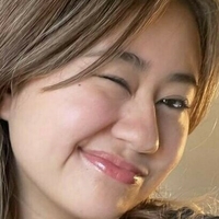 Angie Nguyen Meztelen