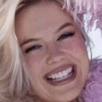 Anja Wessel-Ellermann Meztelen