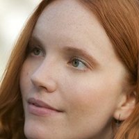 Ann Hale Meztelen