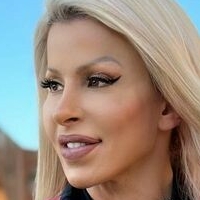 Anne Luise Freitas Meztelen