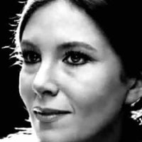 Anouk Ferjac Meztelen