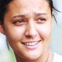 Ariane Arantes Meztelen