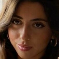 Astrid Millán Meztelen
