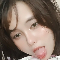 Aull Chandy Meztelen