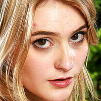 Barbara Stephanie Meztelen