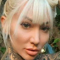 bellaenchantressfree Meztelen