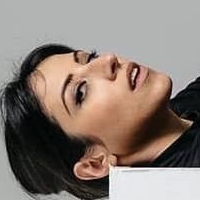 Brenda Lee Grech Meztelen