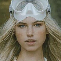Brittan Byrd Meztelen