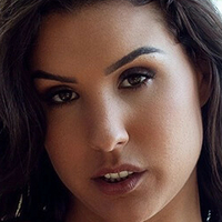 Bruna Redecker Meztelen