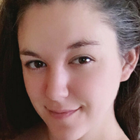 Cora Meztelen