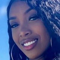 Crisanamariyah Meztelen