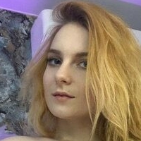 Daisy North Meztelen