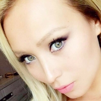 Daniella Ch Meztelen