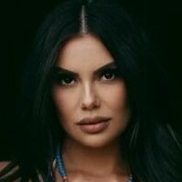 Danielle Ruiz Meztelen