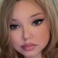 Destiny Estelle Meztelen