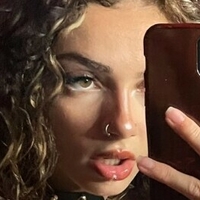 Dina Renee Meztelen