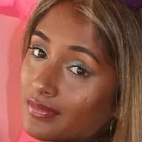 Dinusha Meztelen