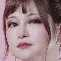 DJ Wanwan Meztelen