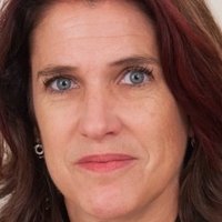 Dominique Meztelen