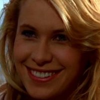Elizabeth Kaitan Meztelen