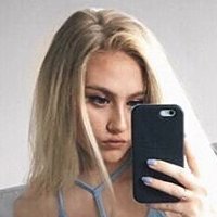 Ellie Hemmings Meztelen