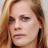 Elzemarieke de Vos Meztelen