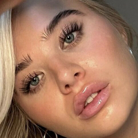 Emilia_wue Meztelen