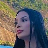 Emily Fernanda Meztelen