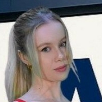 Emrose Bydark Meztelen