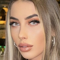 Eva Mentas Meztelen