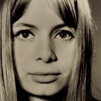 Evelyn Opoczynski Meztelen