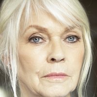 Flo Lawrence Meztelen