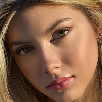 Gabi Champ Meztelen