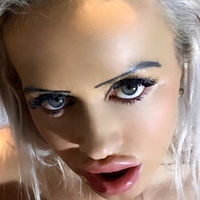 Gitte Von G Meztelen